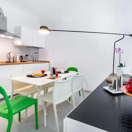 Casa San Martino In The Feel Of The Middle Age Apartment